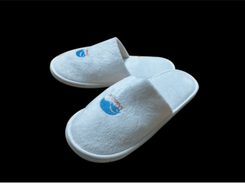 รองเท้าสลิปเปอร์พร้อมโลโก้ Slipper-Logo-4